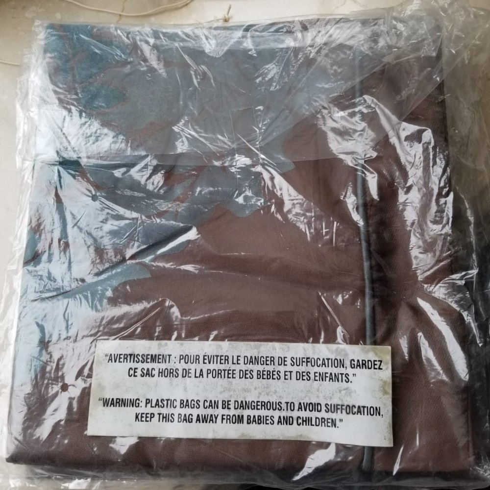 KING SIZE -- BED SKIRT + 2 SHAMS  ** BRAND NEW **